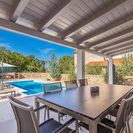 Villa Zora Rasopasno Ngoại thất bức ảnh